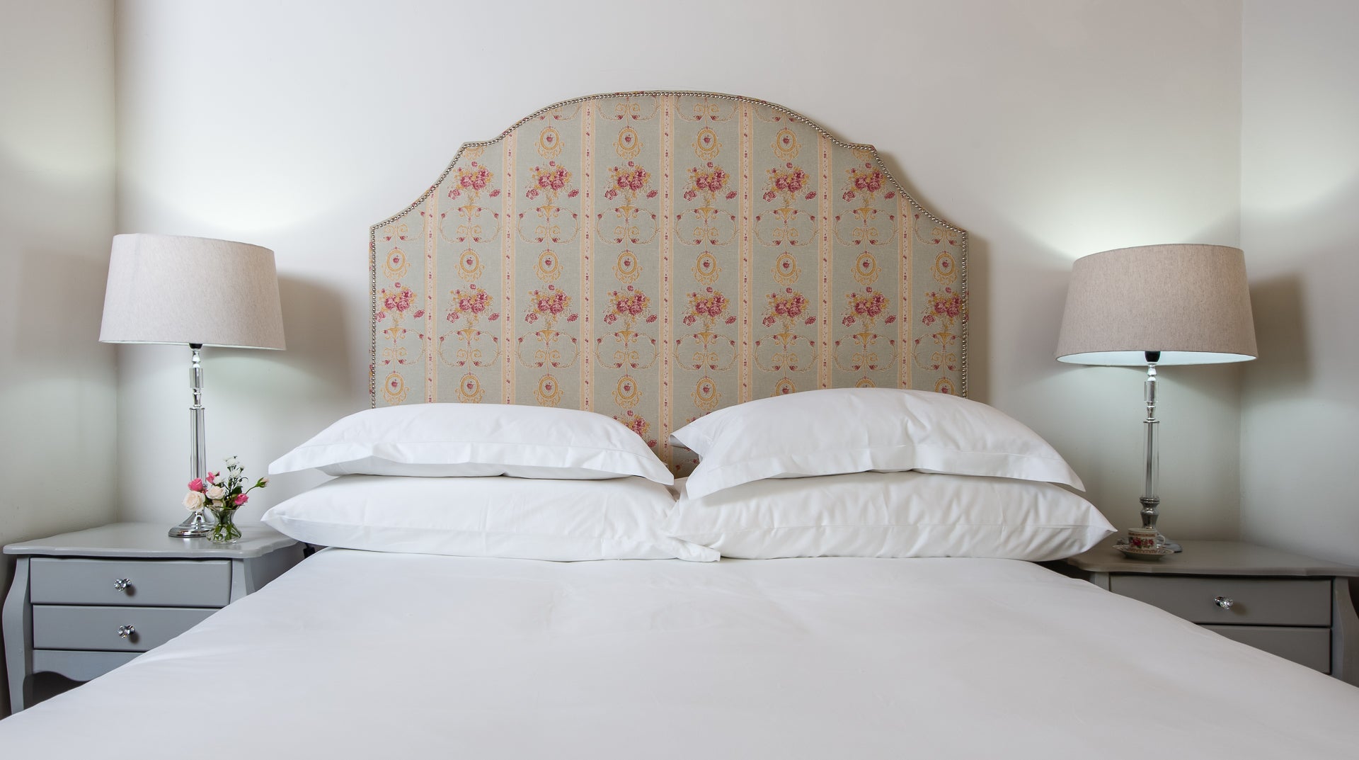 Deluxe 300 Thread Count - FULL Bed Set