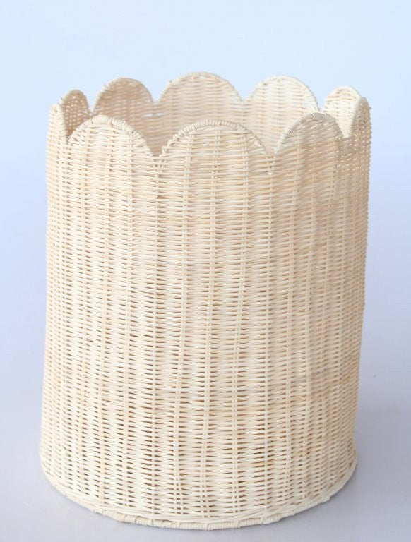 Set of 2 Rattan Scalloped Baskets
