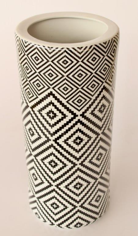 Black and White Geometric Umbrella Stand