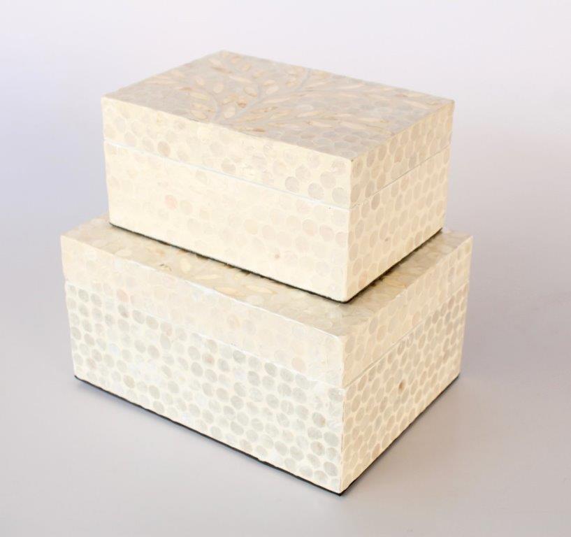 Set of 2 Cream & Ivory Capiz Boxes