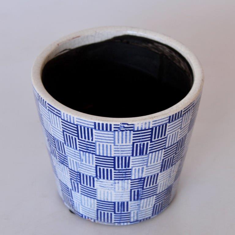 Blue Round Crisscross Planter