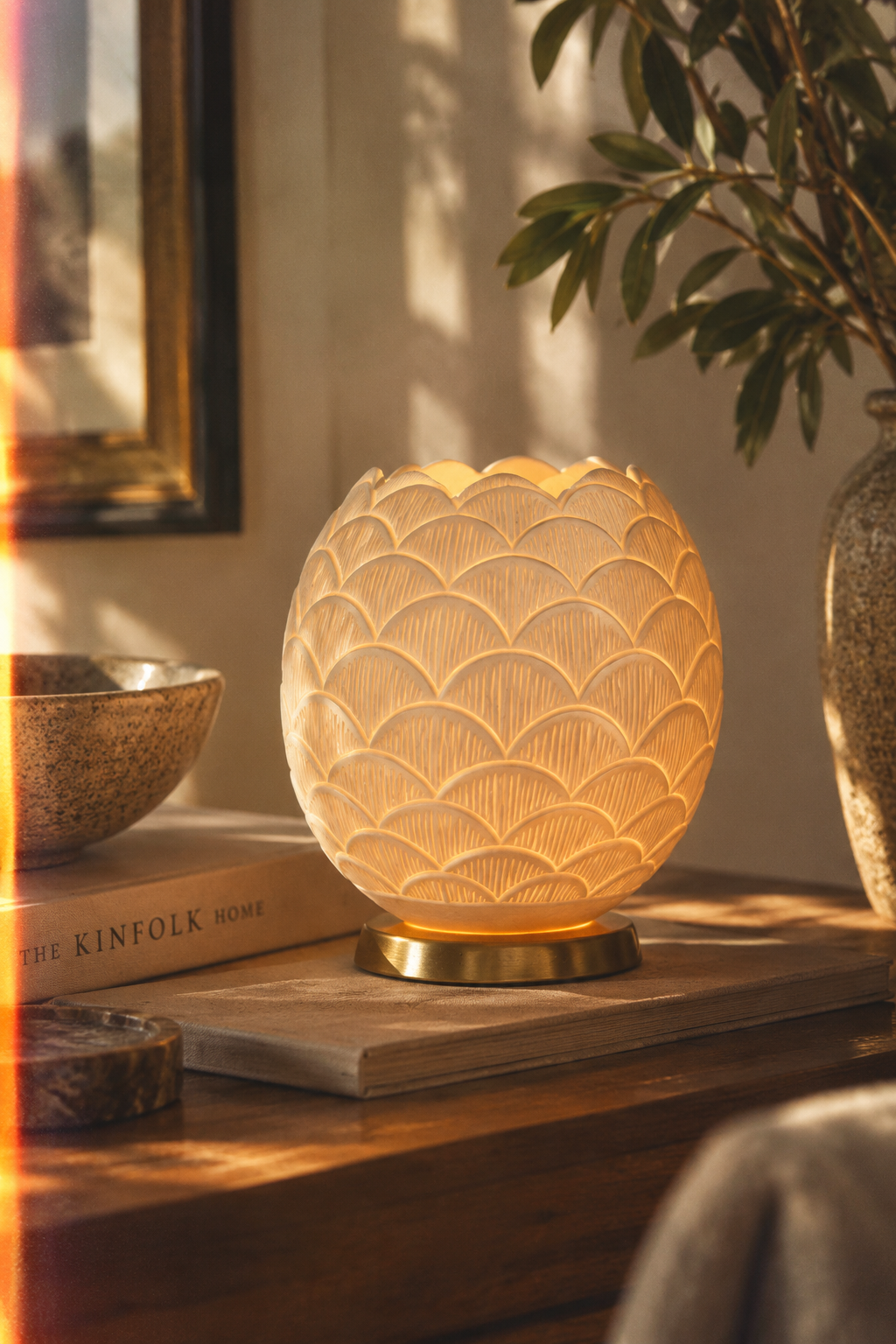 THE FLOWER - Ostrich Eggshell Tealight Holder