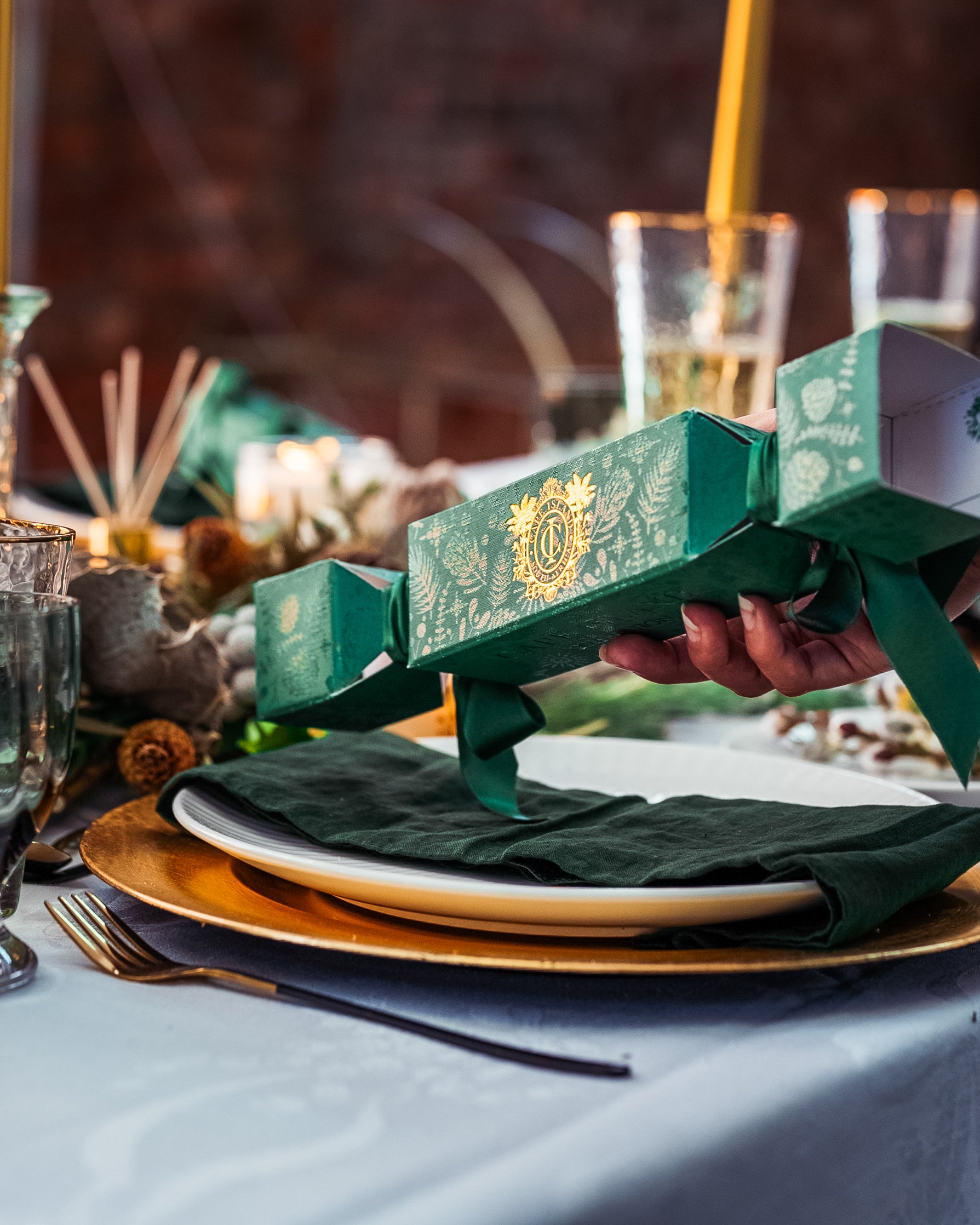 Cape Island - Celebration Candle - Green Christmas Cracker