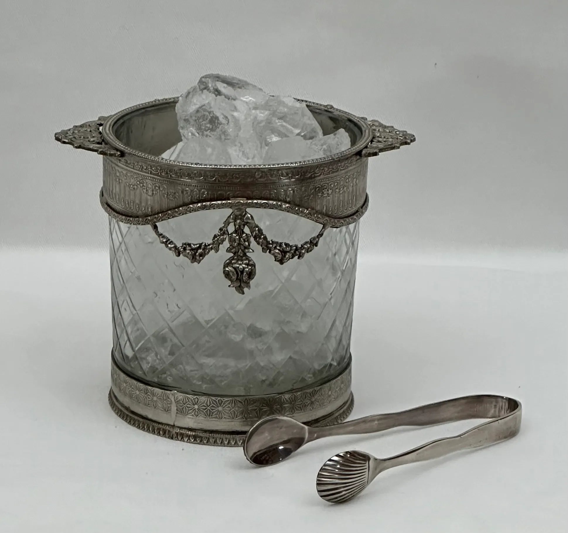 Bordeaux Ice Bucket with Tongs