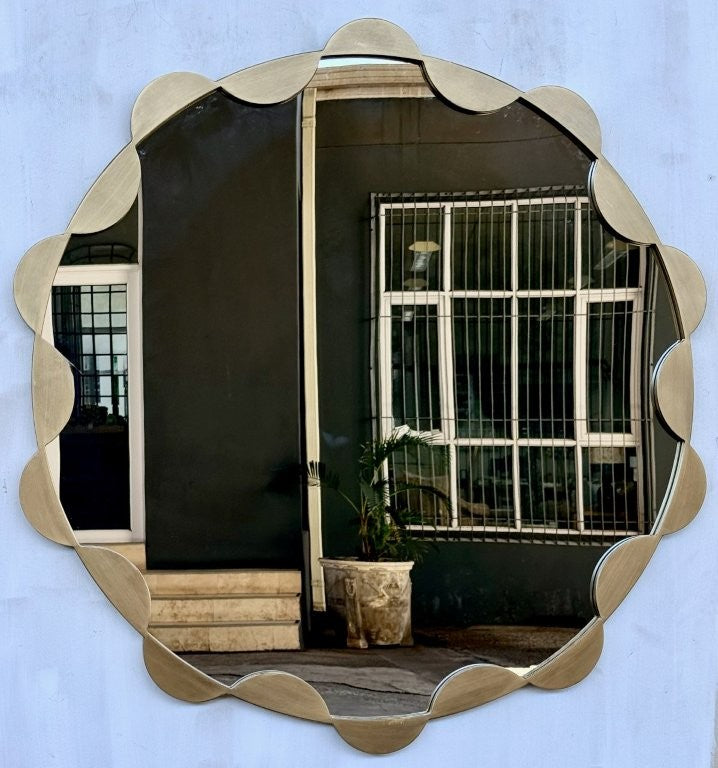 LARGE GOLD METAL WAVEY EDGE ROUND MIRROR