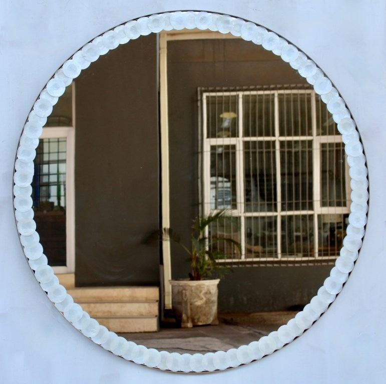 LARGE ROUND METAL MIRROR WITH CAPIZ DETAIL
