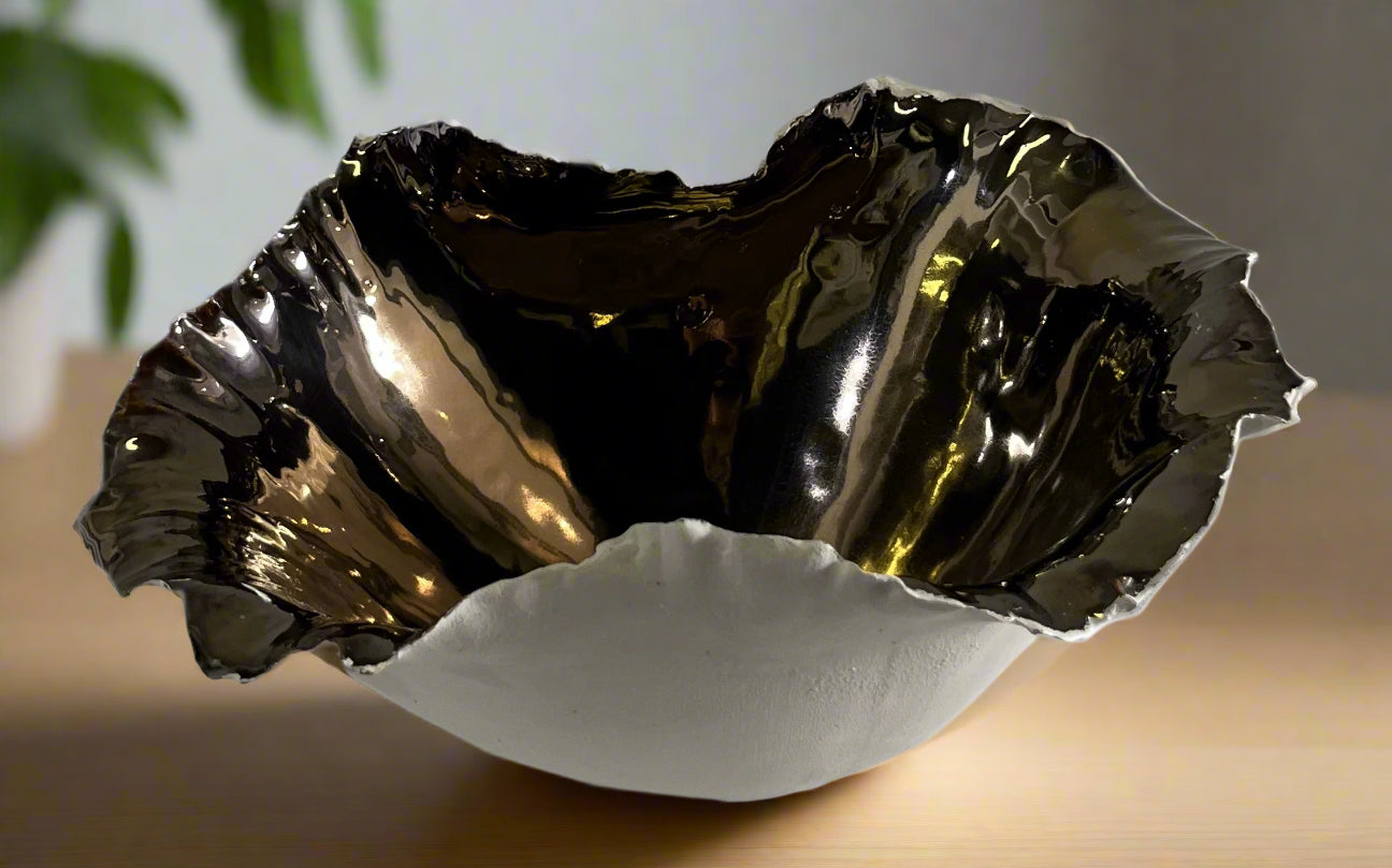 Lotus Flair Bowl Ceramic Vase - Breeze