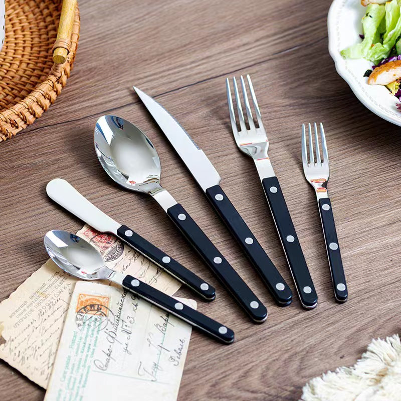 Louisiana 16 piece Cutlery Set in Black