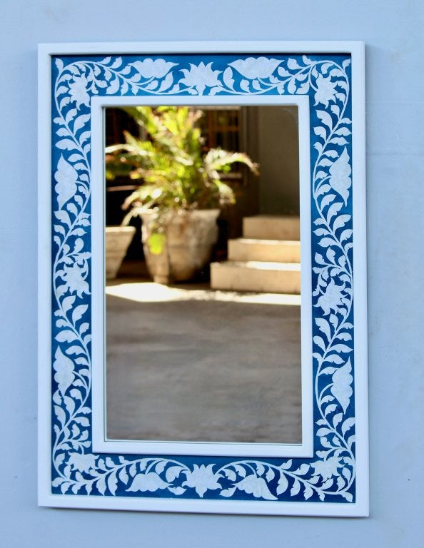 WOODEN BLUE & WHITE RECT MIRROR