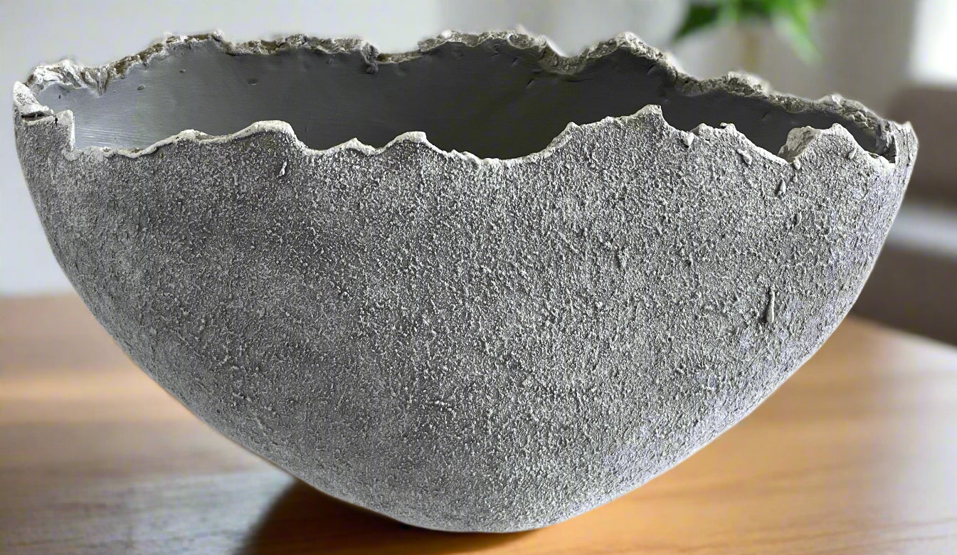 Oval Eggshell Ceramic Pot