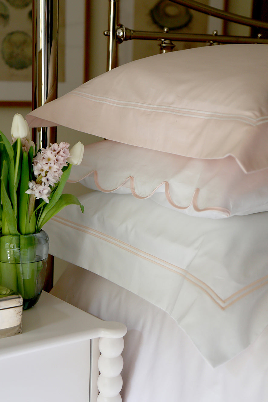 REED LINEN - Percale Two Row Cord Standard Pillowcases