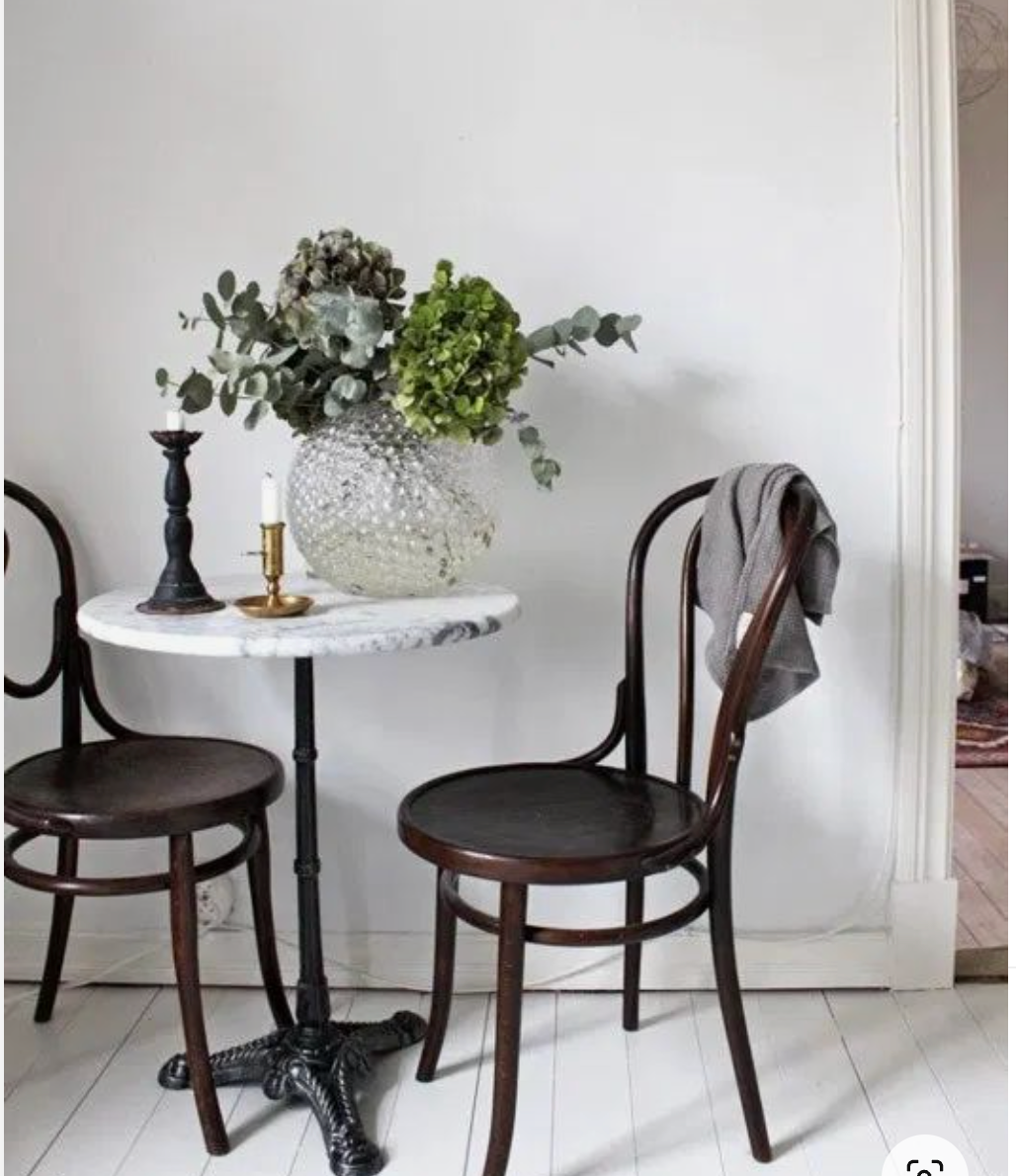 80cm WHITE ROUND MARBLE TABLE