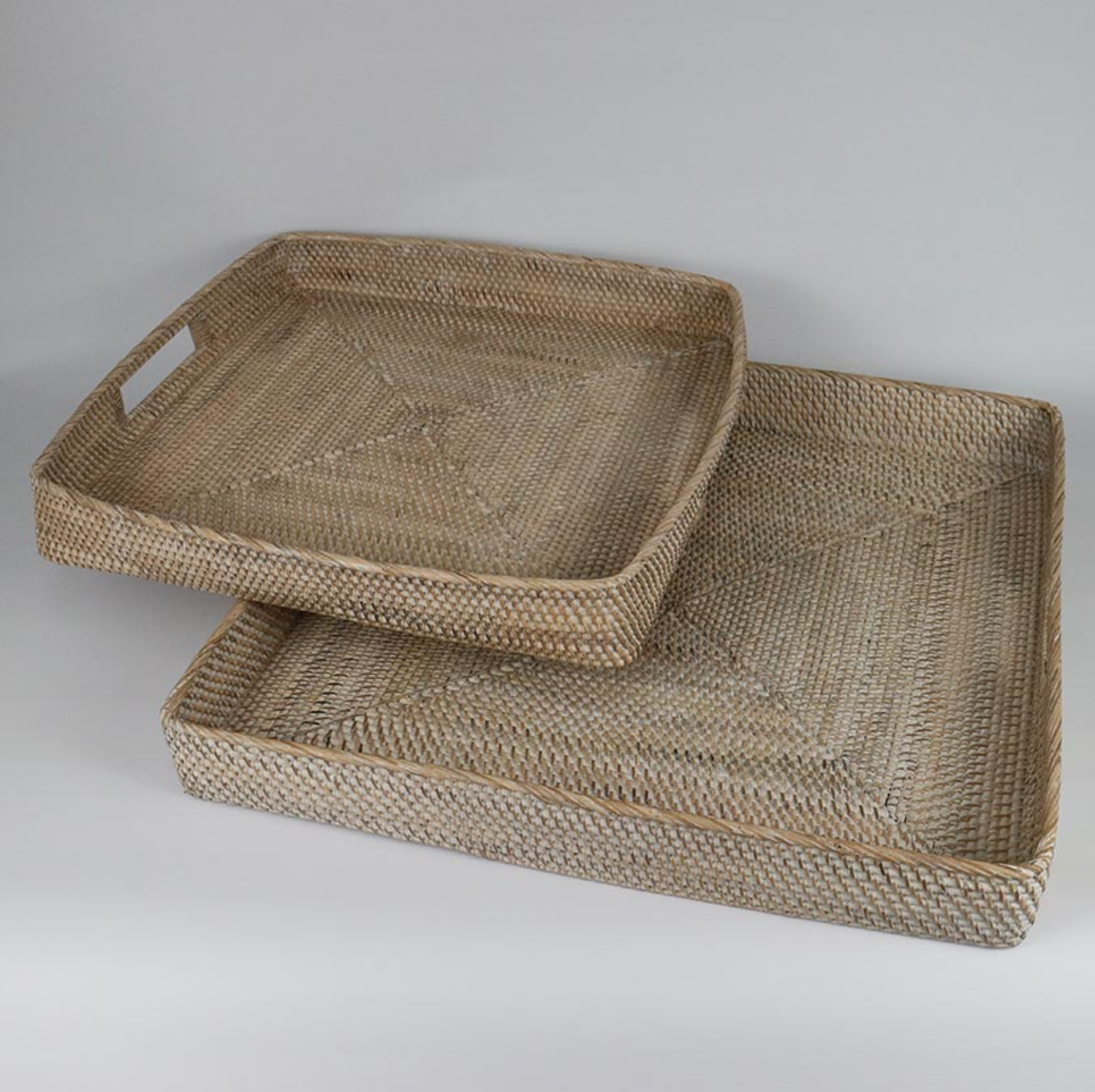 RATTAN TRAY SQUARE SET OF 2 WHITE WASH