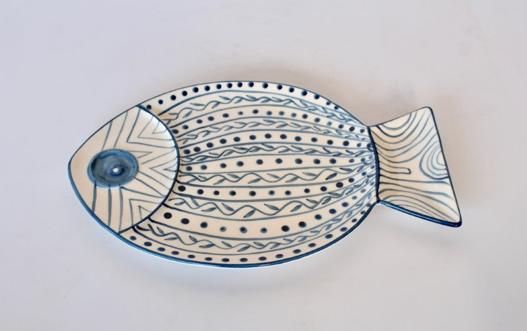 Large Blue Dot Fish Plate