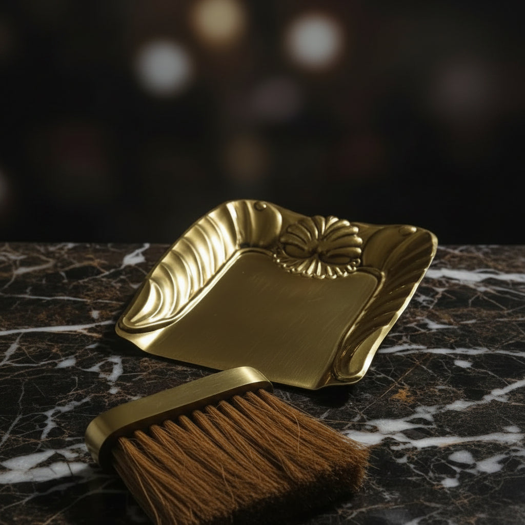 DUST PAN KINGS A/BRASS
