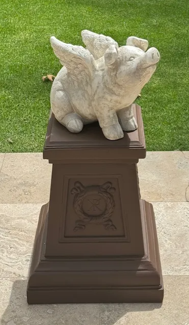 Flying Pig Bust