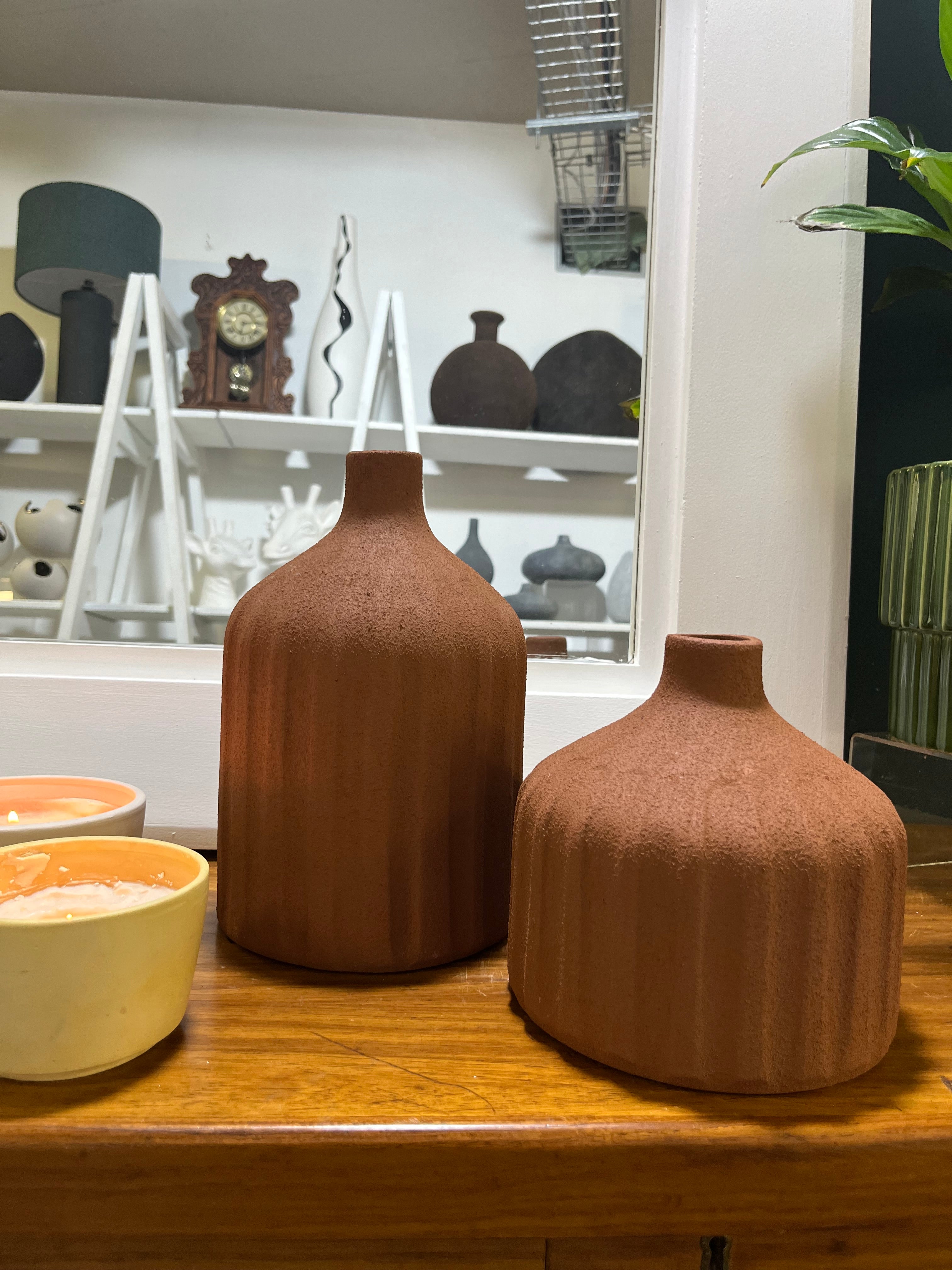 Scalloped Ceramic Bottle - Ruben