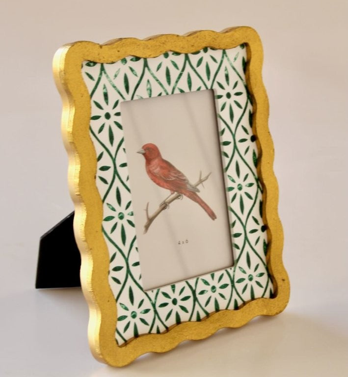 Gold Scallop & Green Standing Photo Frame