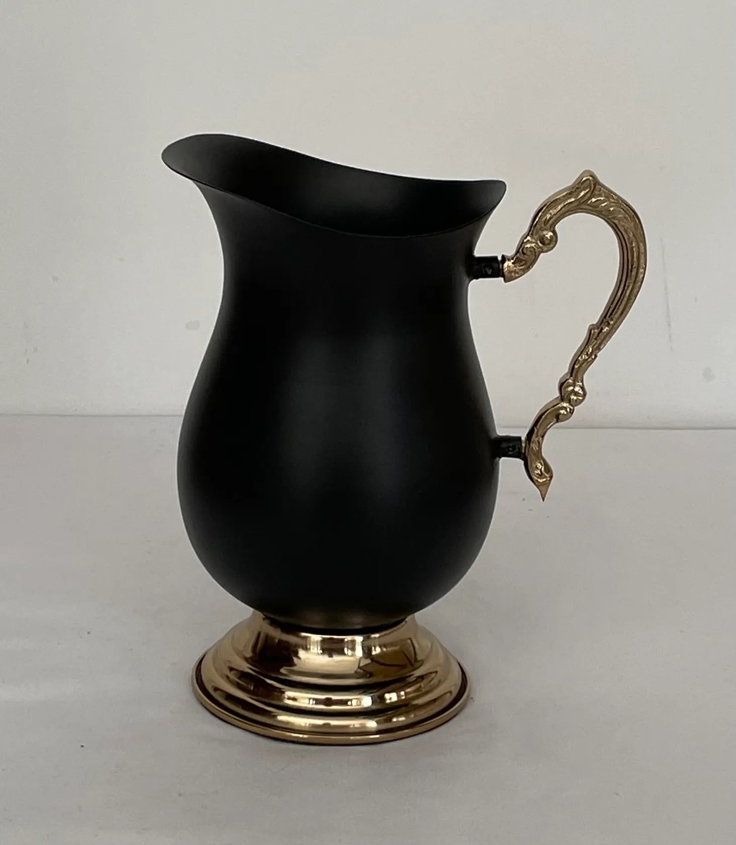 Caesar Jug - NetDécor