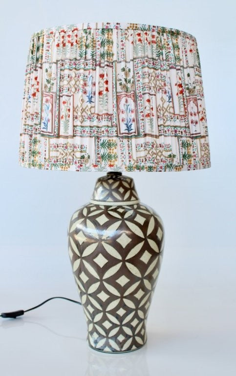 BROWN GEO LAMP BASE FLORAL SHADE