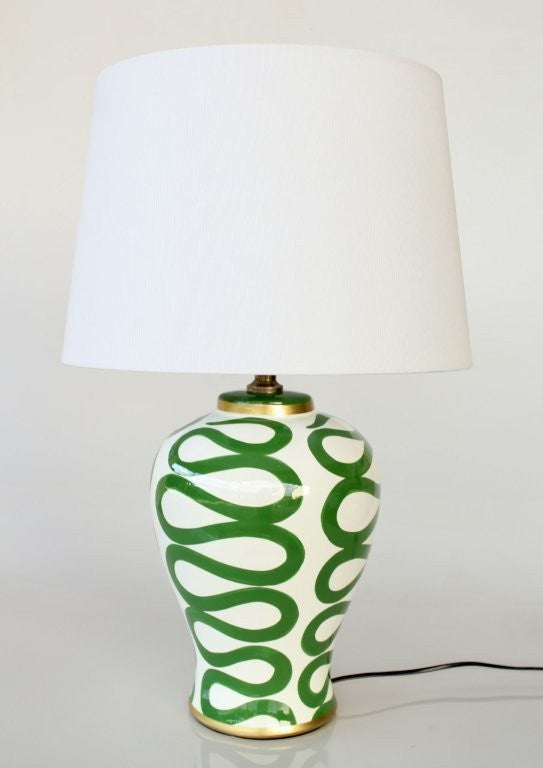 GREEN SQUIGGLE LAMP BASE WHITE SHADE