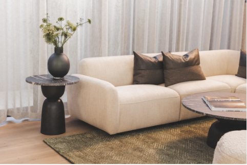 Lisbon Marble Side Table in Carbon