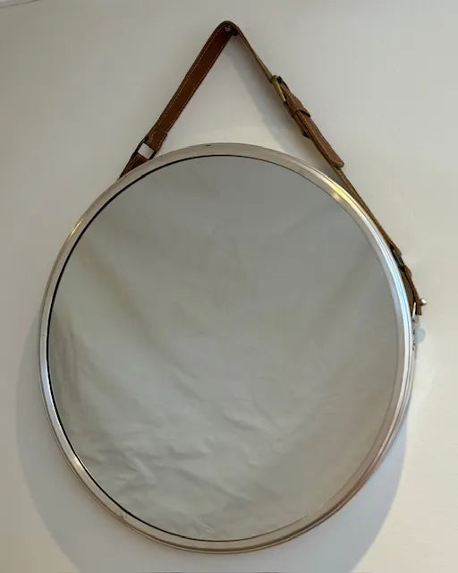 Mirror Safari