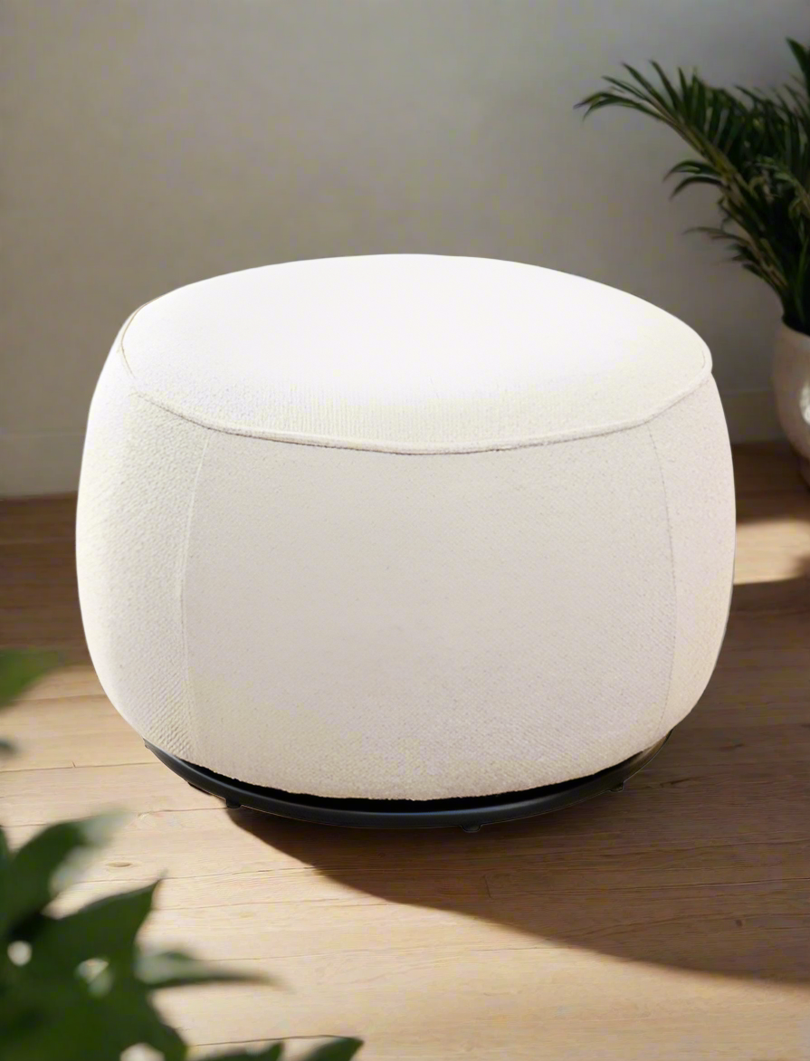 Nigella Ottoman in Comet Oats