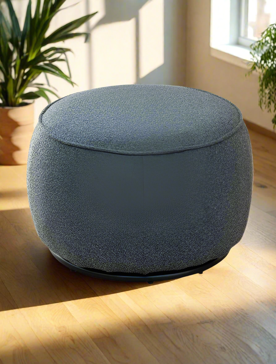Nigella Ottoman in Comet Sky