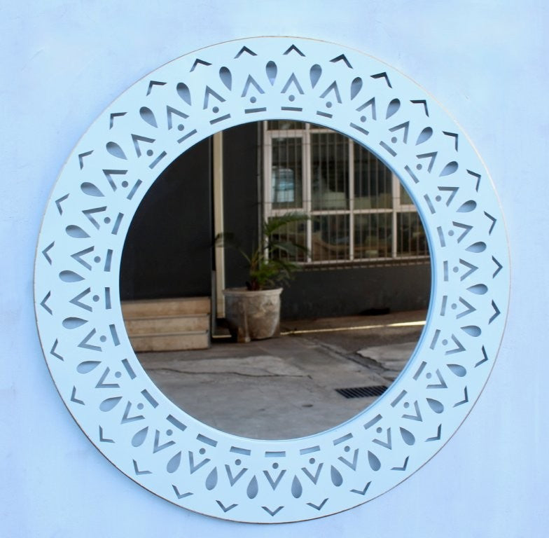 White Round Cut-Out Metal Mirror