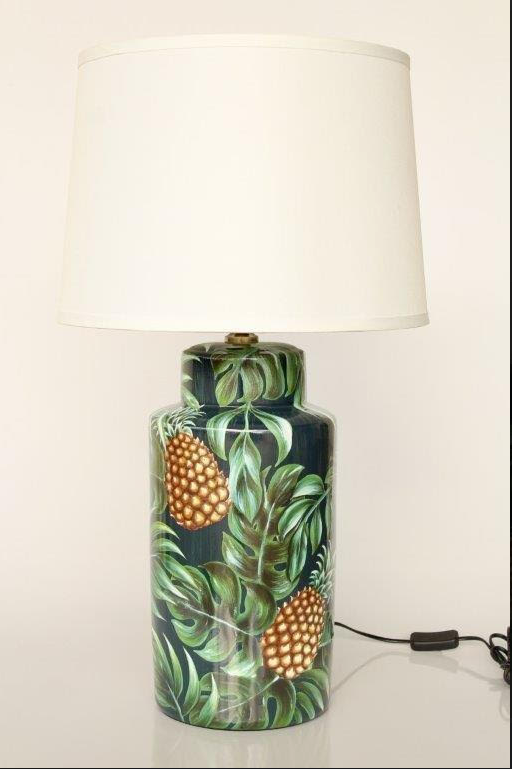 Black & Green Pineapple Lamp w/ Off White Shade - NetDécor