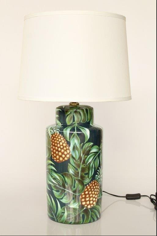 Black & Green Pineapple Lamp w/ Off White Shade - NetDécor 