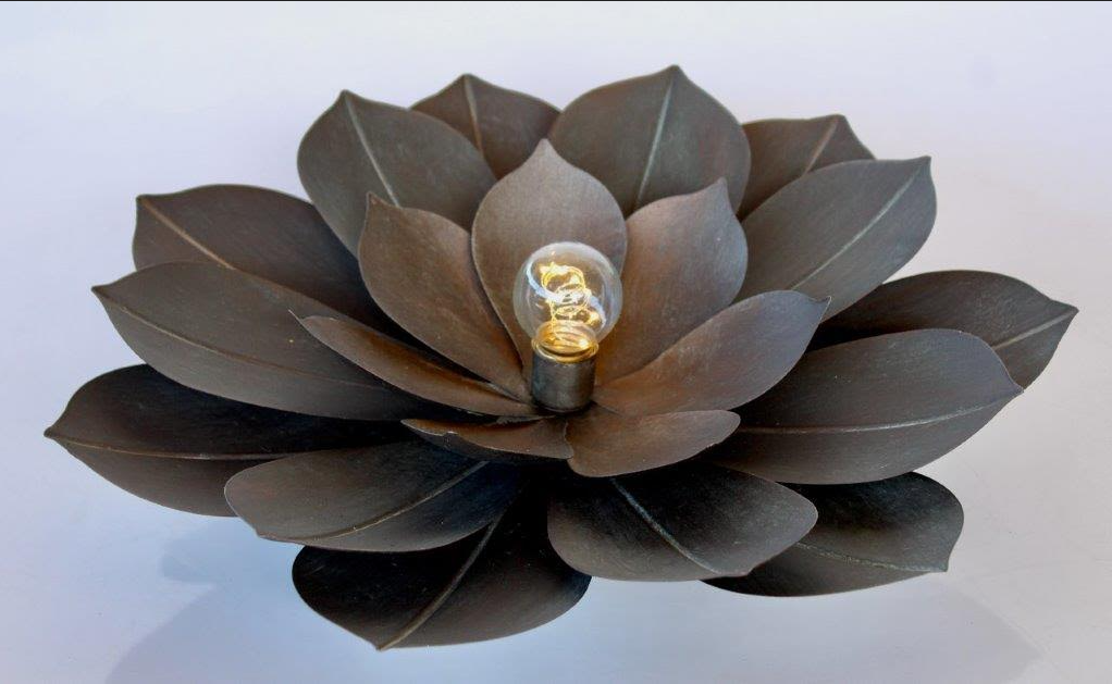 Led Battery Operated Table Or Hanging Metal Flower - NetDécor 