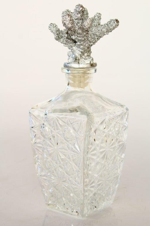 Glass Bottle Coral Lid - NetDécor