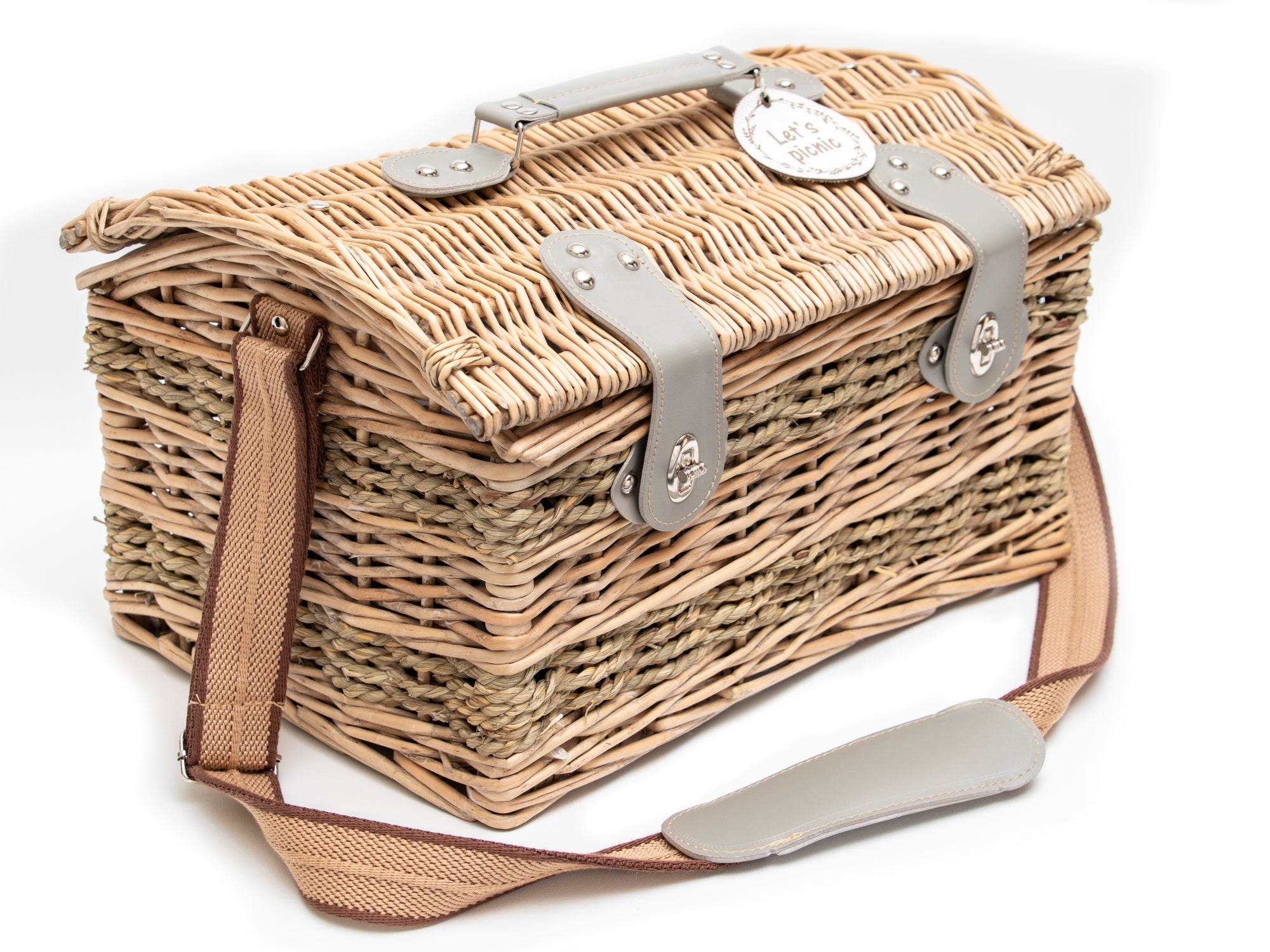 Classic Picnic Basket - NetDécor