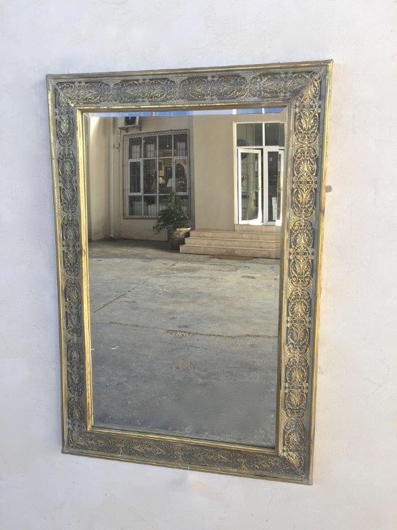 Gold Metal Frame Mirror. - NetDécor 