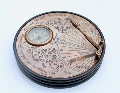 Brass Sundial With Compass - NetDécor