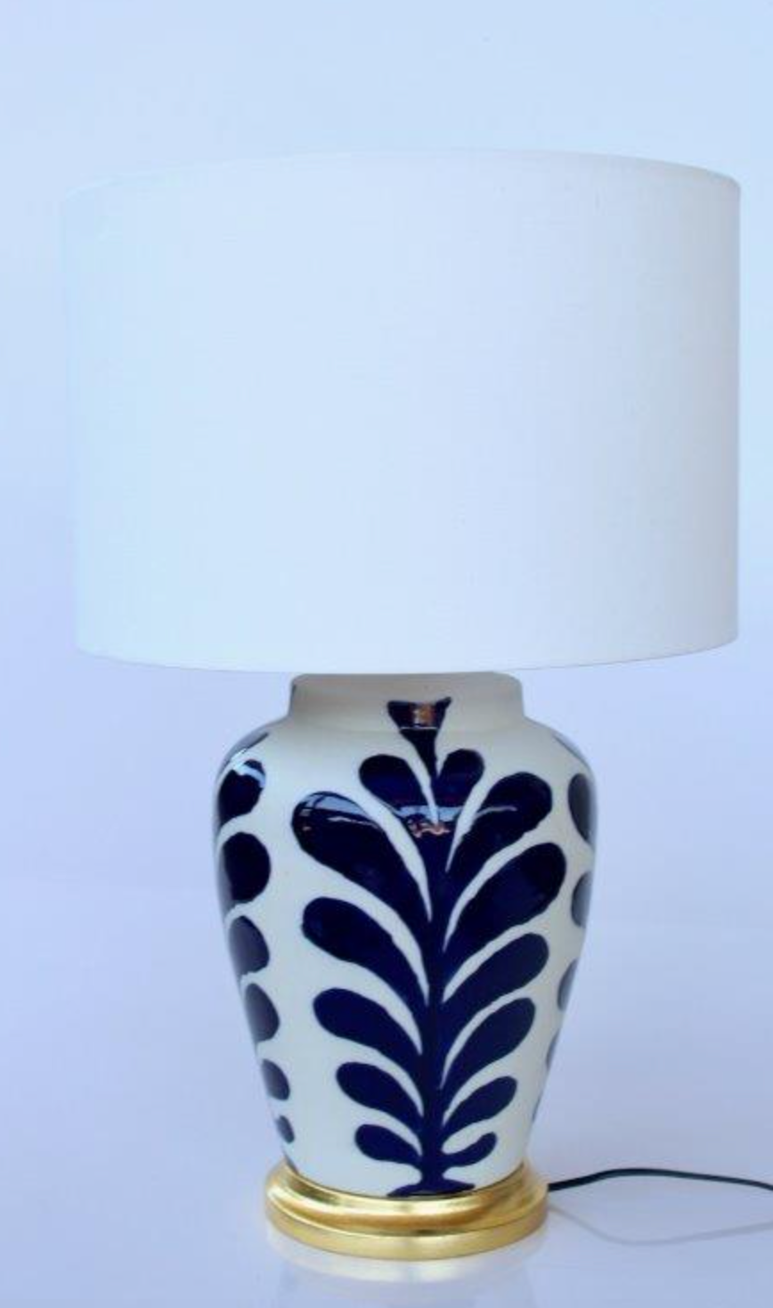 BLUE & WHITE PLANT DESIGN LAMP BASE OFF WHITE SHADE - NetDécor