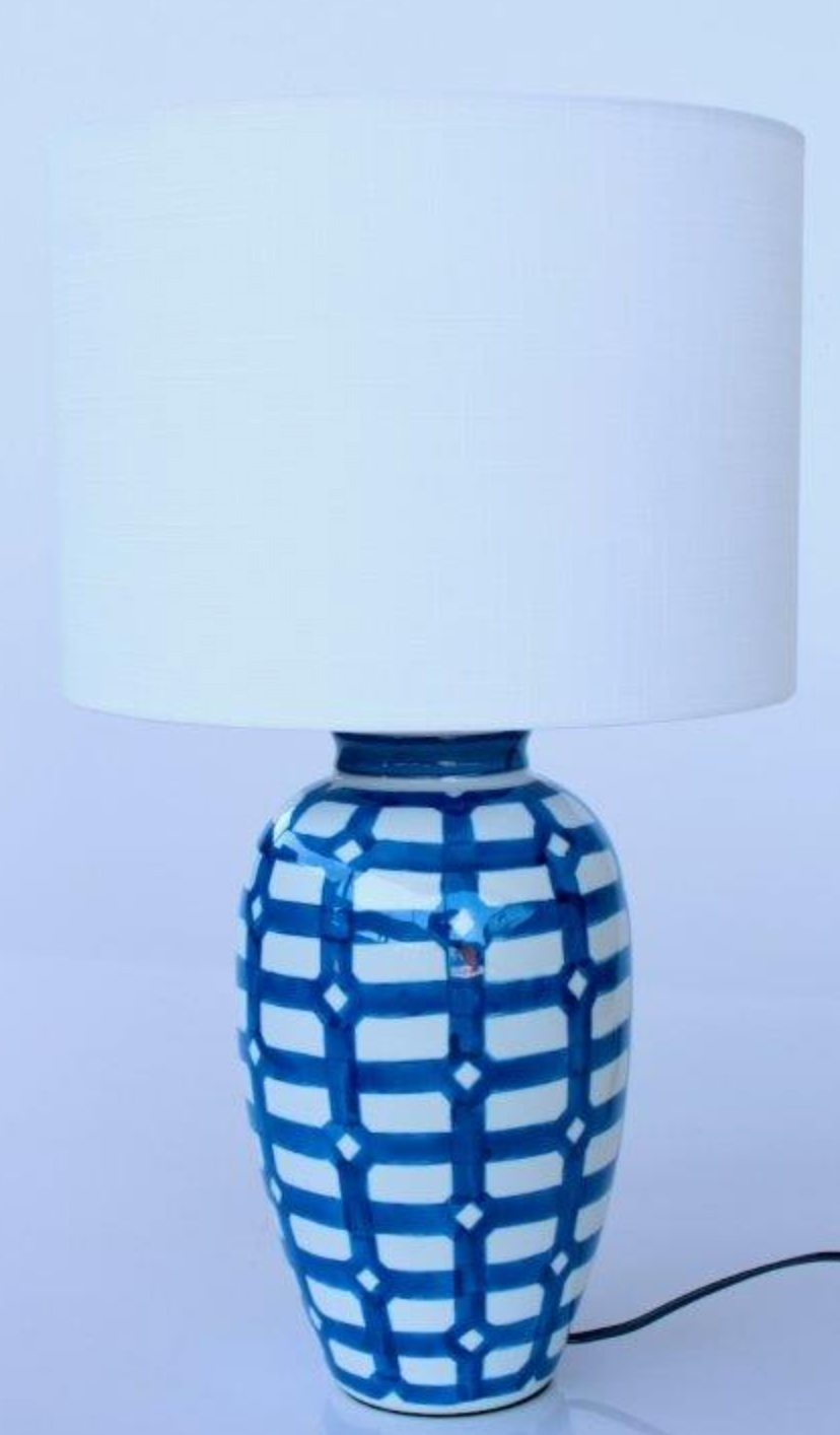BLUE & WHITE CHECKED LAMP BASE OFF WHITE SHADE - NetDécor