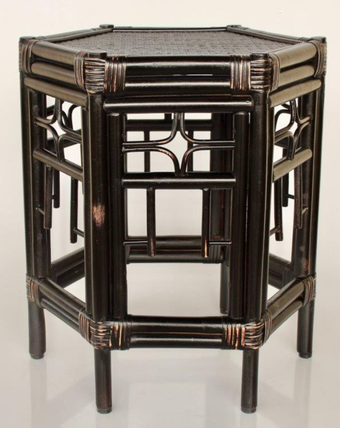 BLACK HEXAGON SIDE TABLE - NetDécor