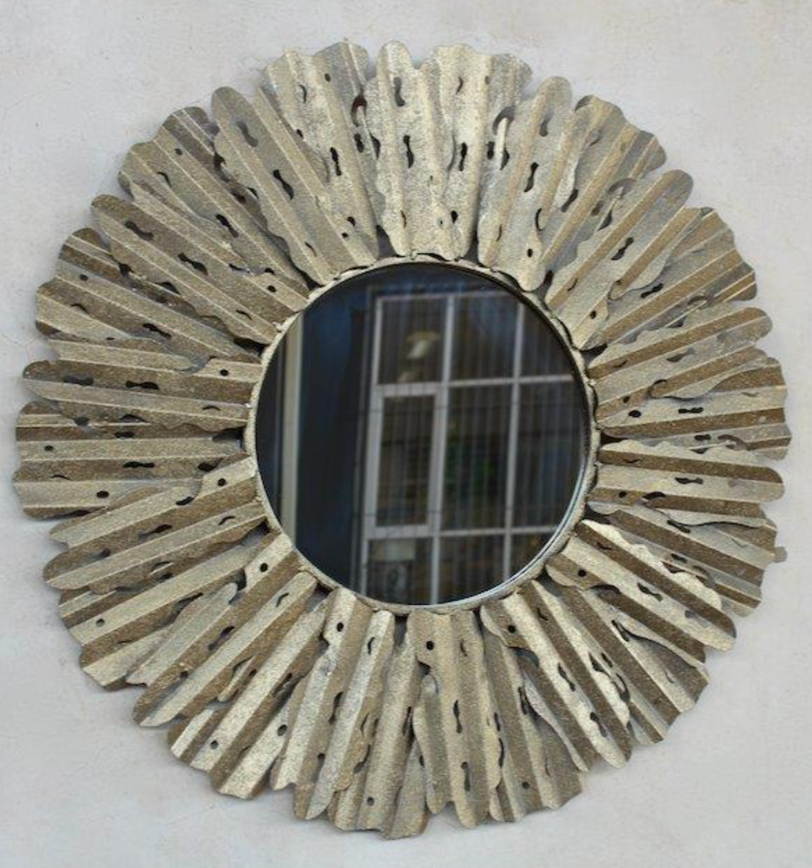 ROUND METAL SHARD MIRROR - NetDécor