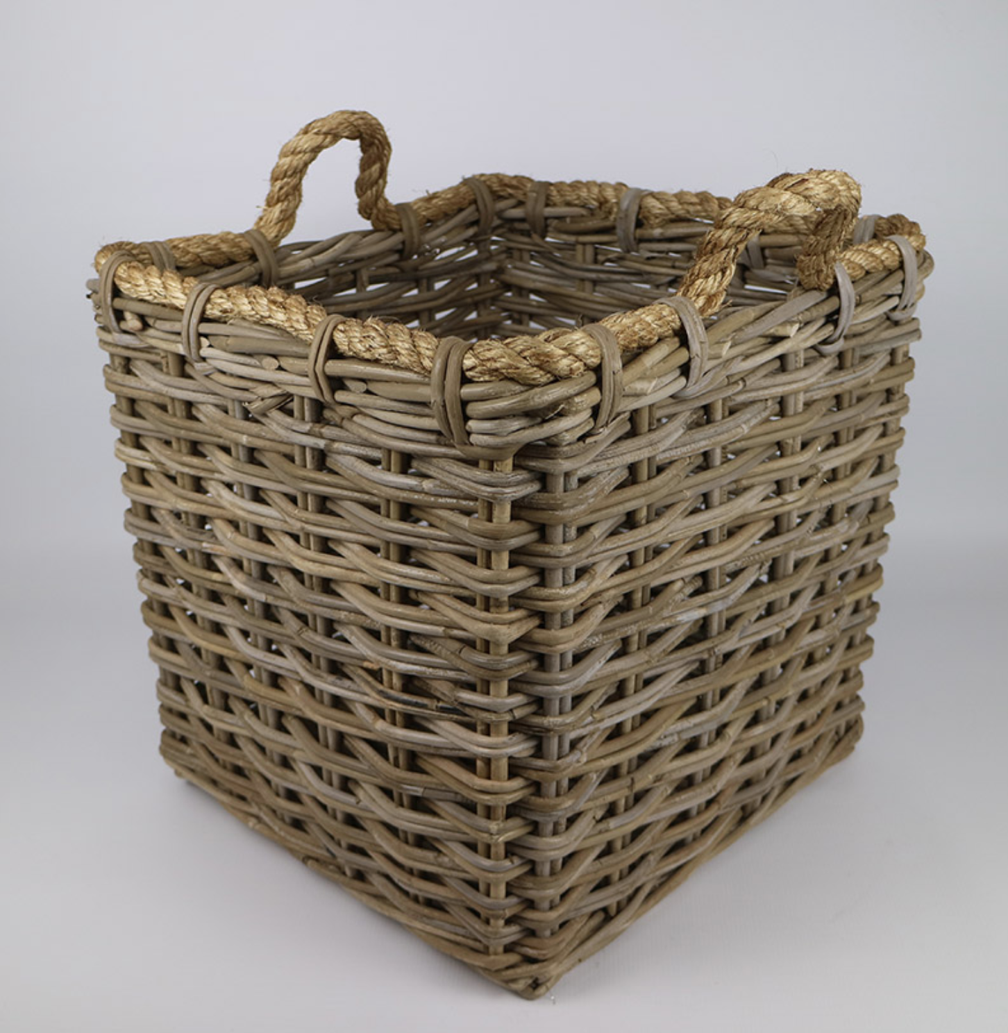 RATTAN THICK STORAGE SQUARE WITH ROPE GREY - NetDécor