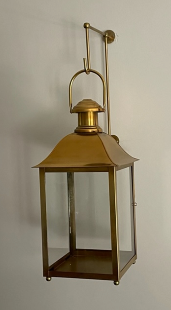 LANTERN CLASSIC LARGE ANTIQUE BRASS WITH HOOK - NetDécor 
