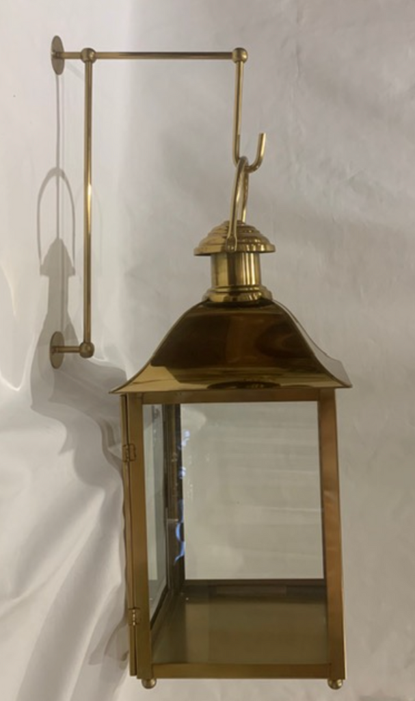 LANTERN CLASSIC LARGE ANTIQUE BRASS WITH HOOK - NetDécor 