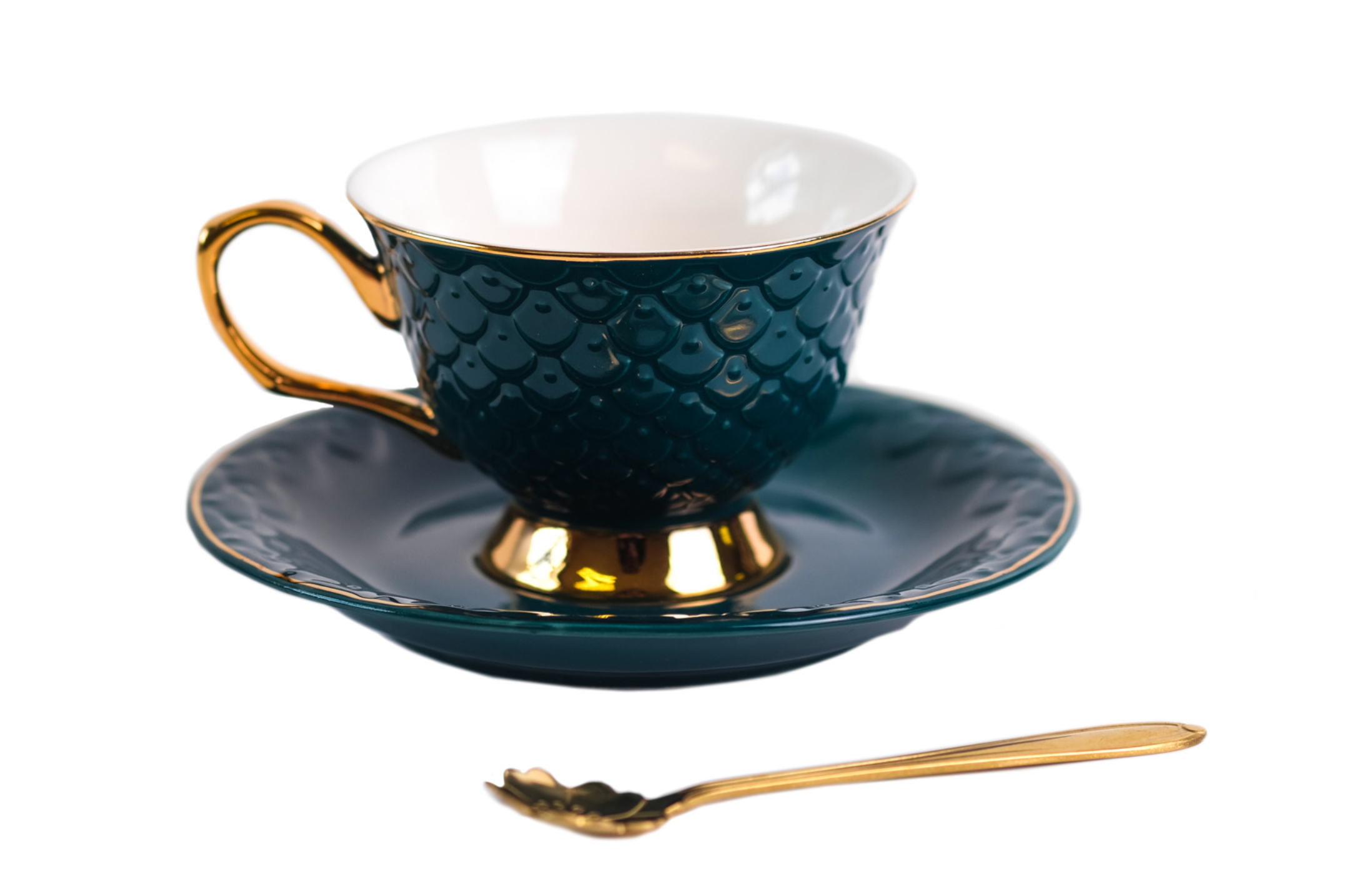 Milan Tea Cups and Saucers - NetDécor