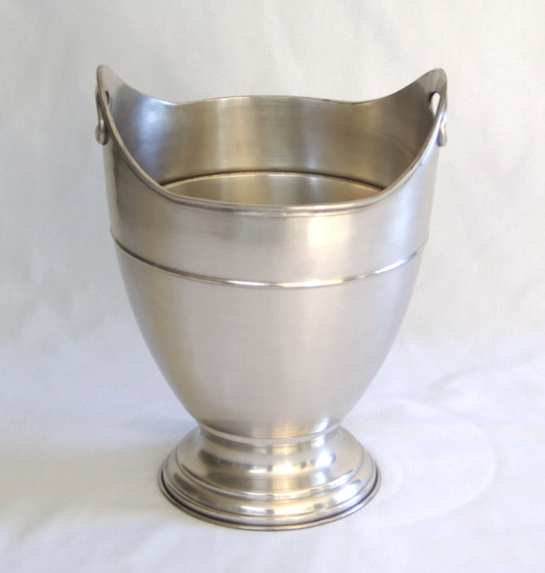 Roman Wine Cooler - NetDécor