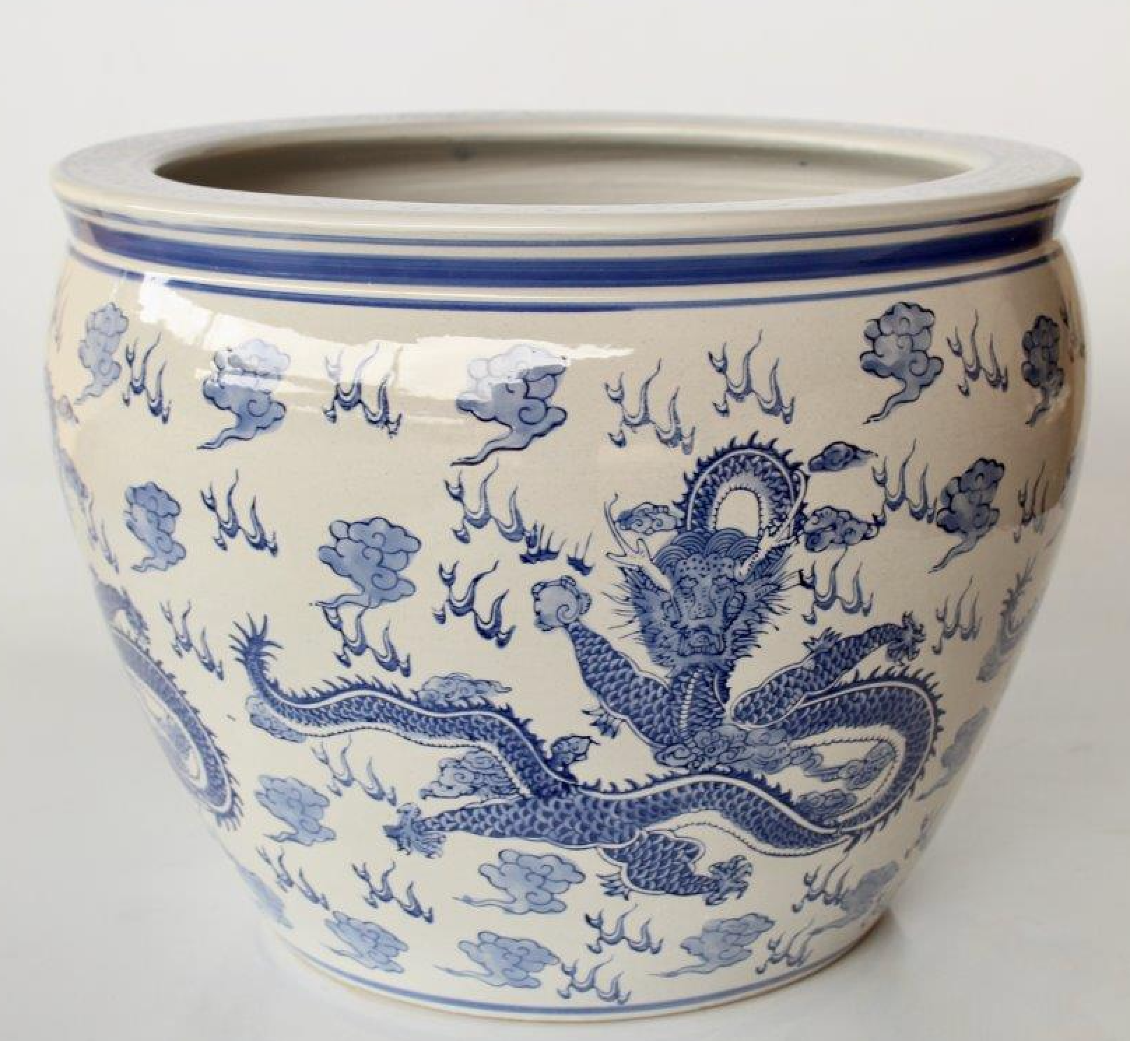 Blue & White Chinese Dragon Planter - NetDécor