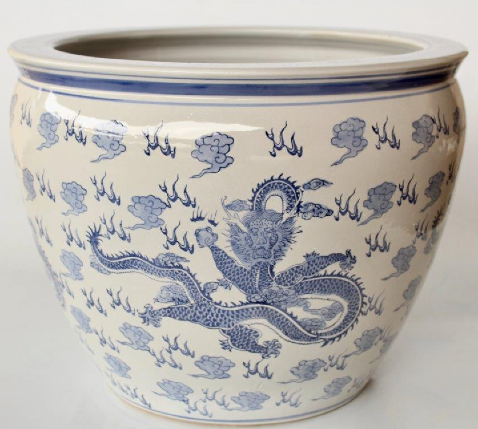 Blue & White Chinese Dragon Planter - NetDécor