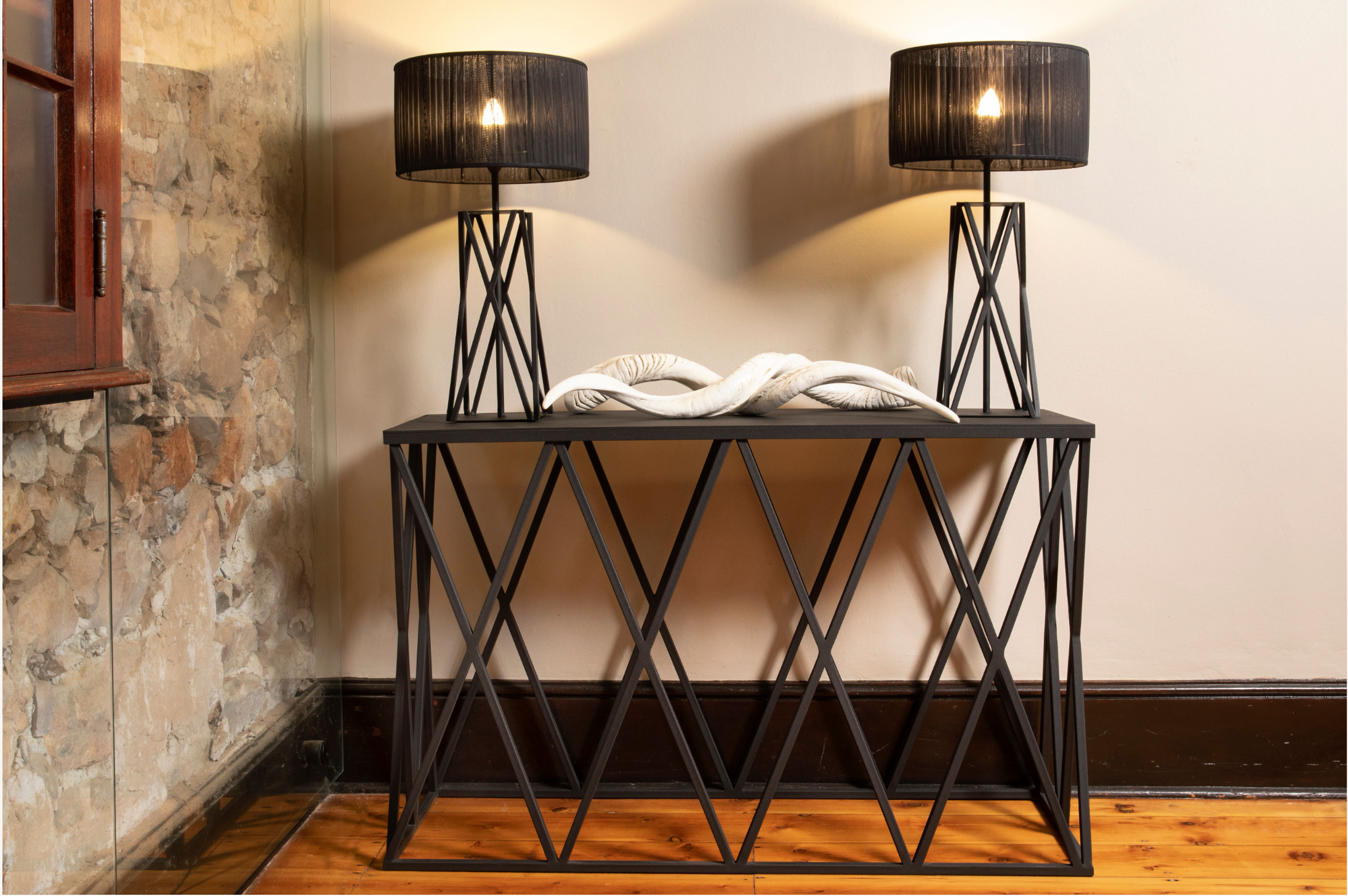 Kai-Leila Console Table - NetDécor