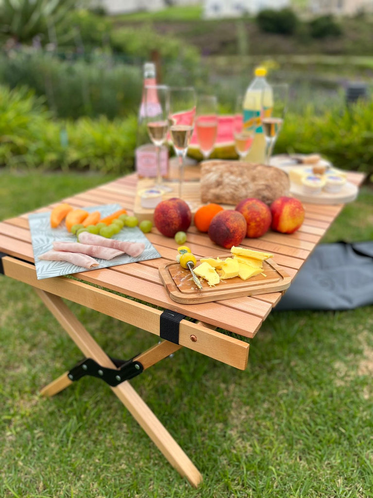 OutDoor Rolling Table & Chairs (sold separately) - NetDécor 